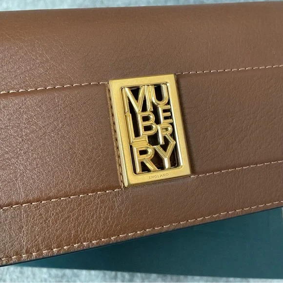 NWT $495 Mulberry Sadie Logo Plaque Flap Wallet Brown